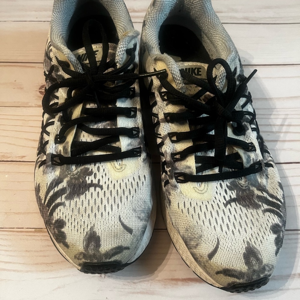 NIKE Zoom Pegasus 32 Custom NIKEiD Sz 7 Women Nike 818038-992